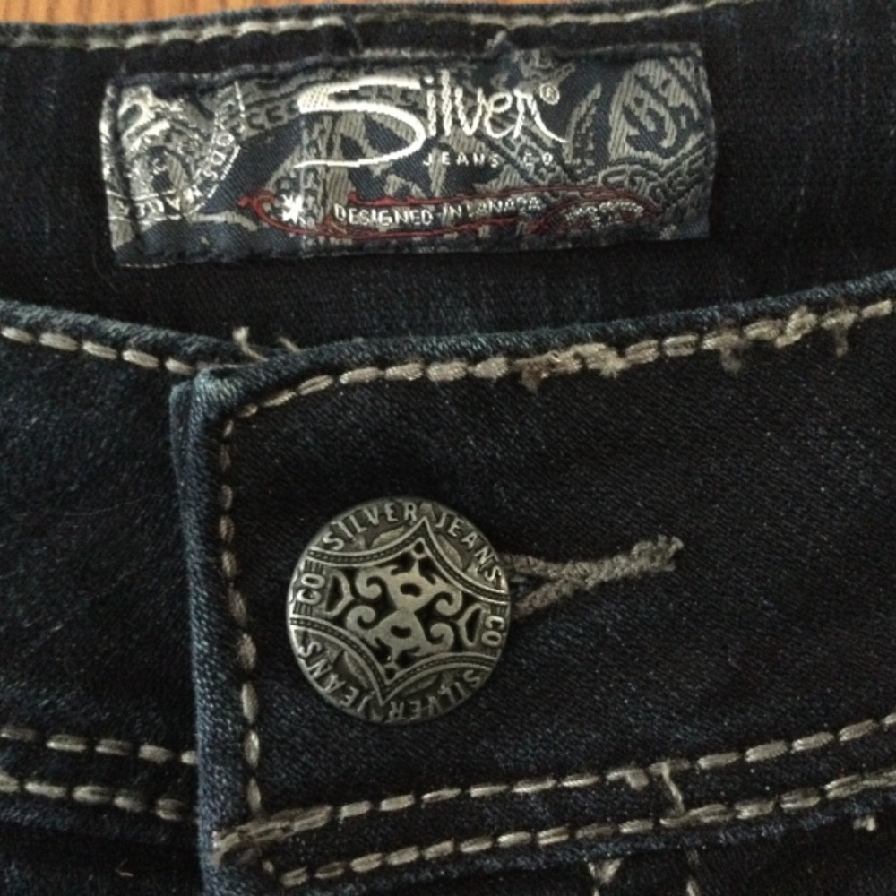 Silver Jeans - Picture 7 of 9